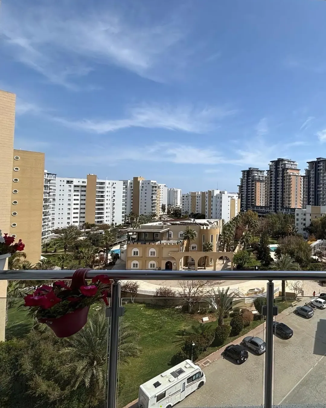 Furnished Apartment in Iskele with Ready Title