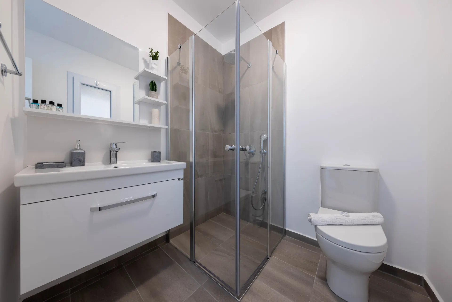 Furnished Seaside Apartment in Cyprus