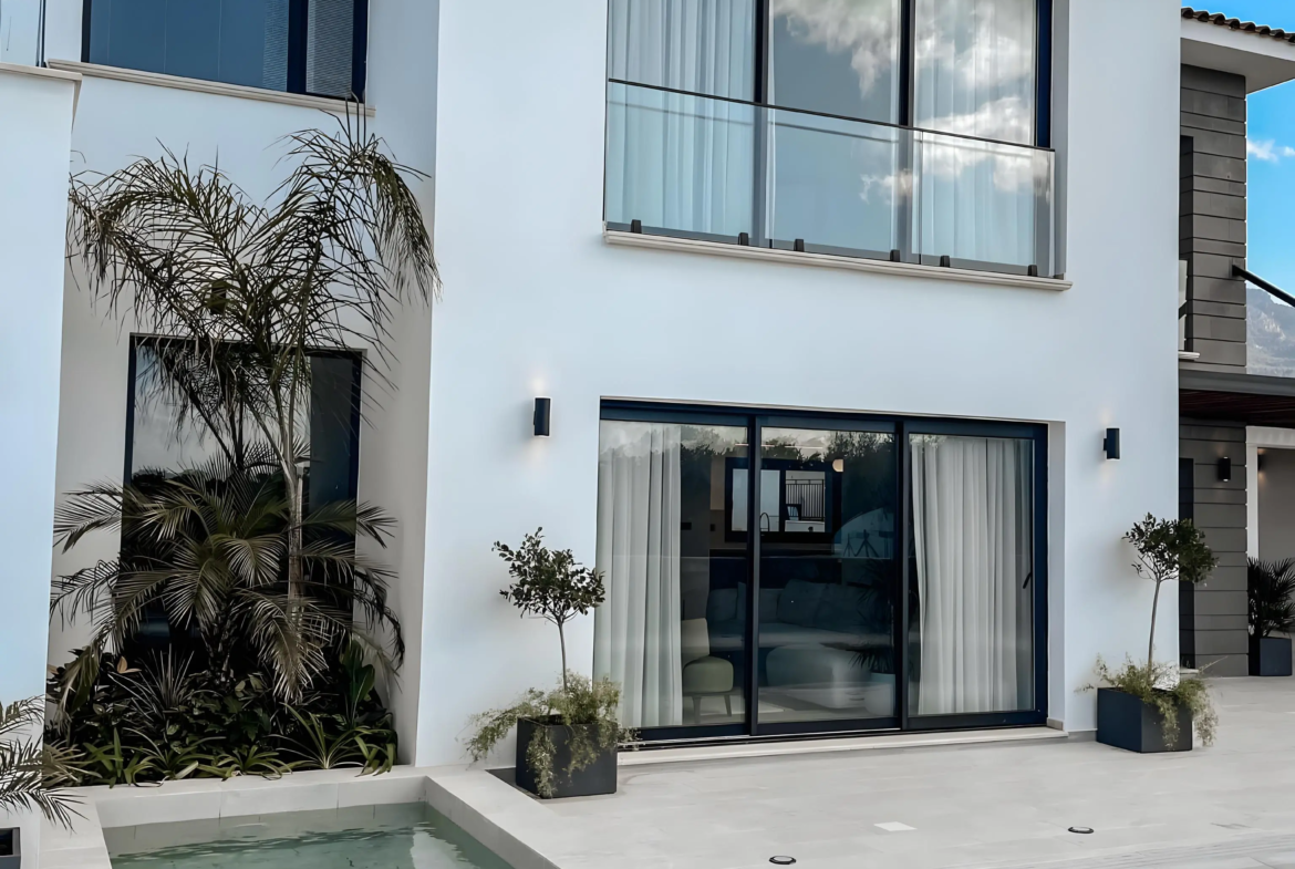 Luxury Furnished Villa With Pool in Esentepe, Kyrenia