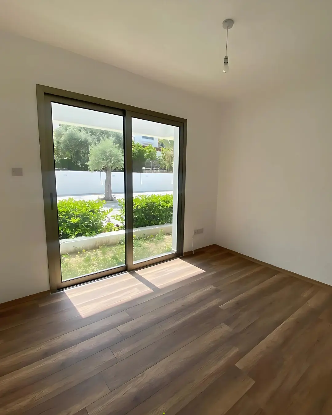 Move-In Ready Alsancak Apartment