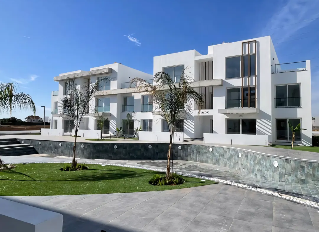 Poolside Resort Home in Bogaz