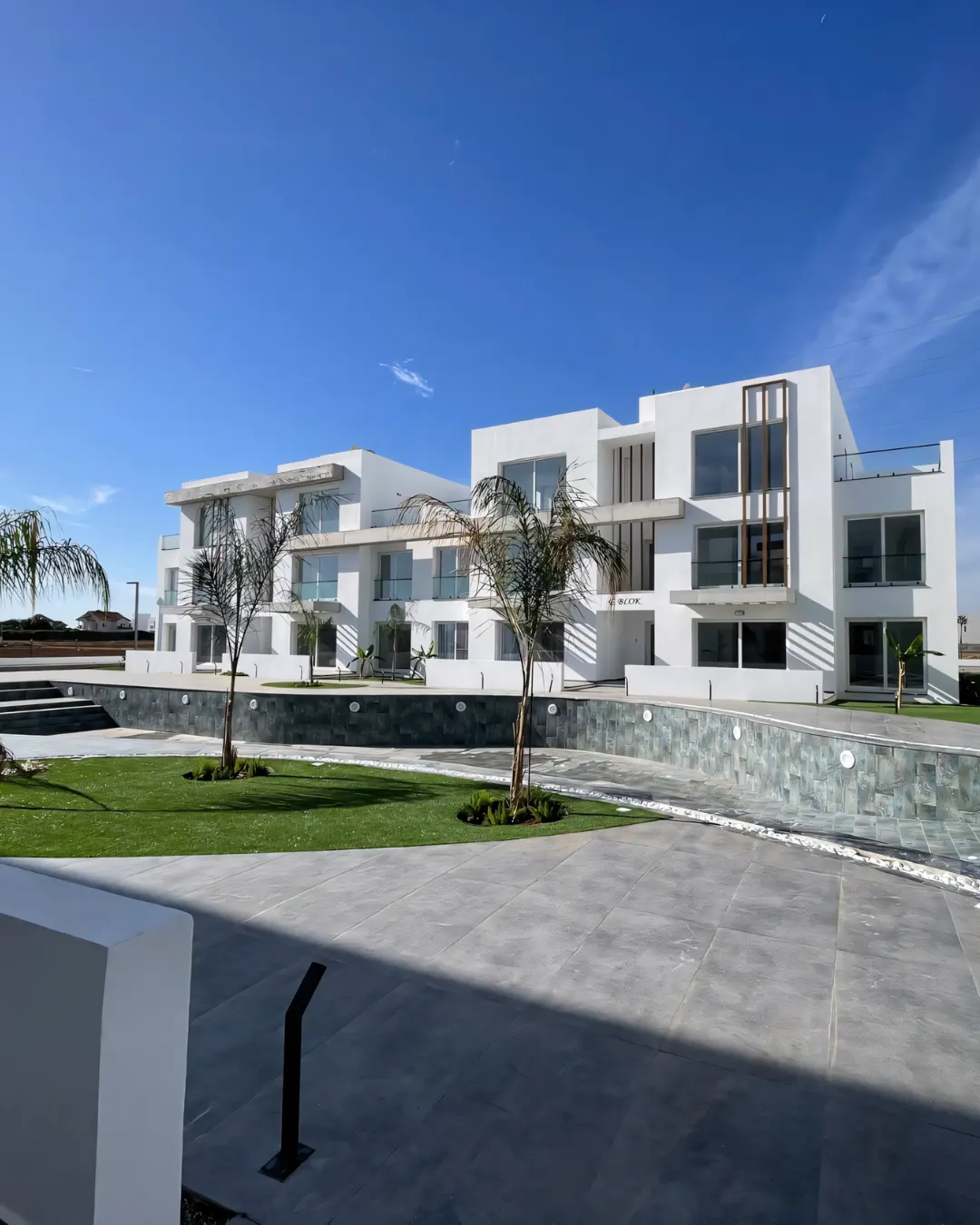 Poolside Resort Home in Bogaz