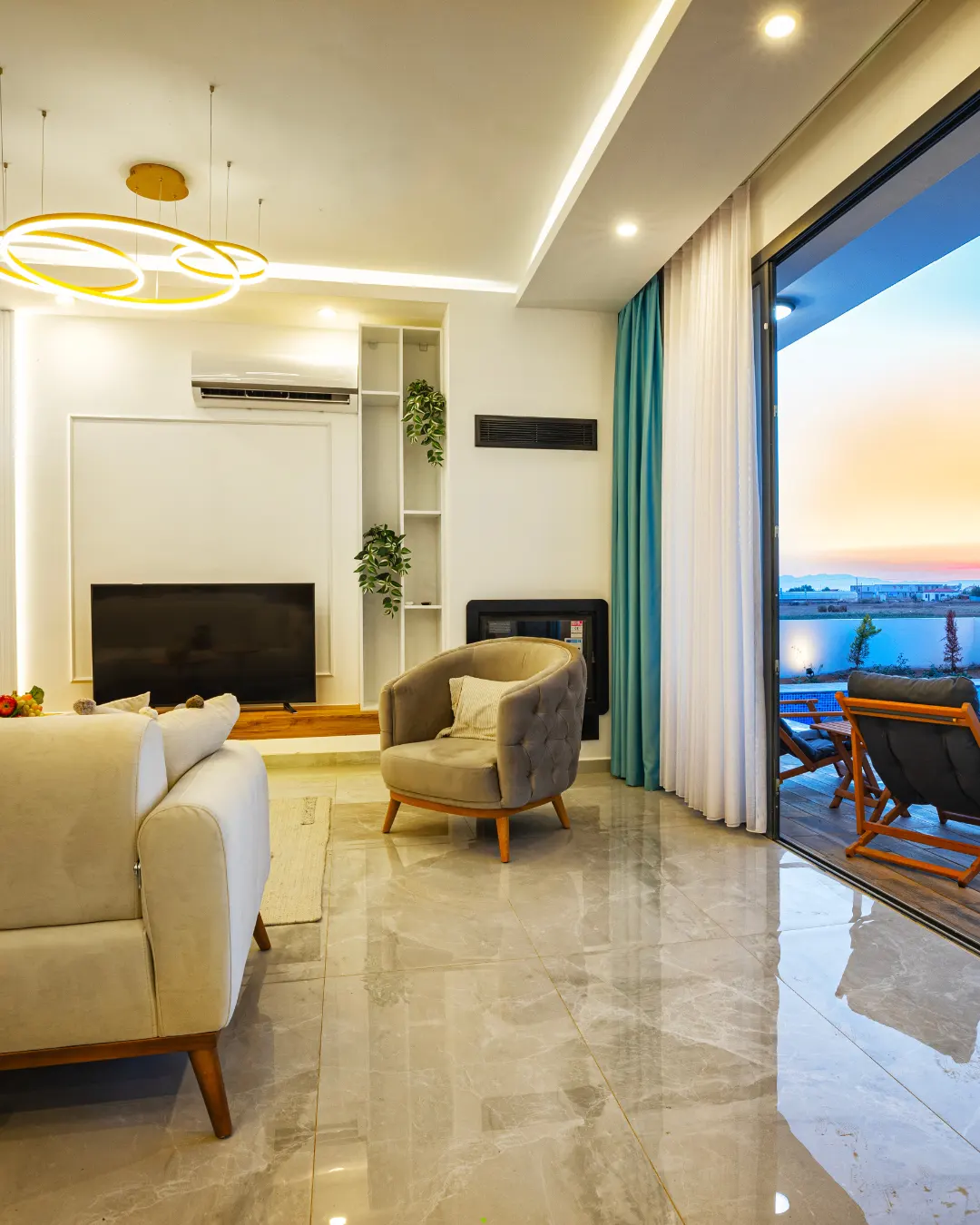 Villa in Yeni Boğaziçi with Smart Home