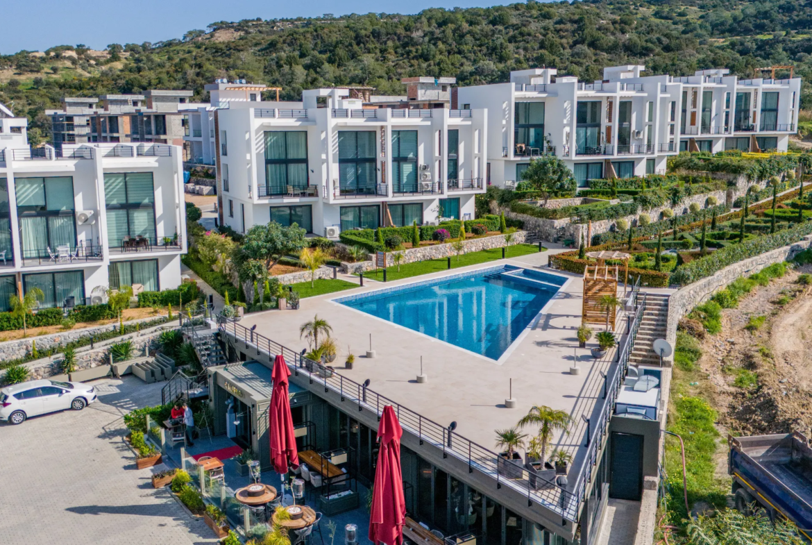 Walk to Beach North Cyprus Loft