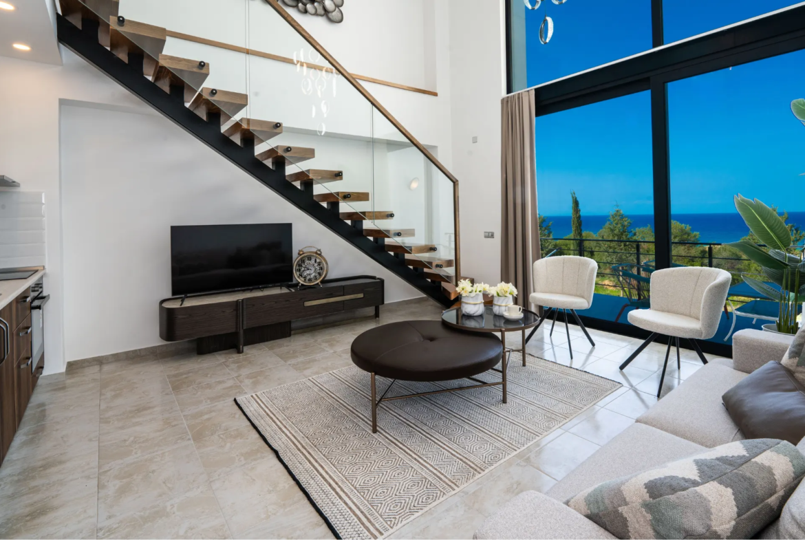 Walk to Beach North Cyprus Loft