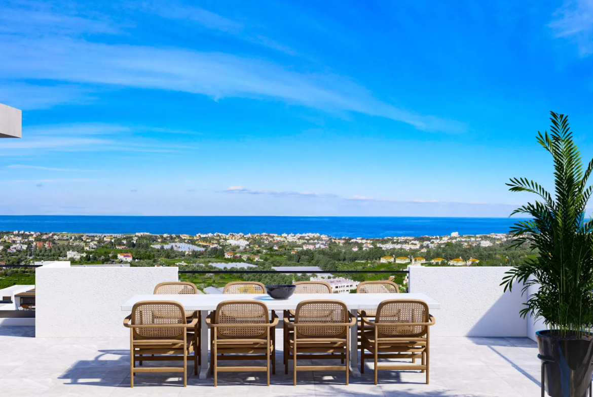 5 Bedroom Triplex Villa with Private Pool for Sale in Lapta