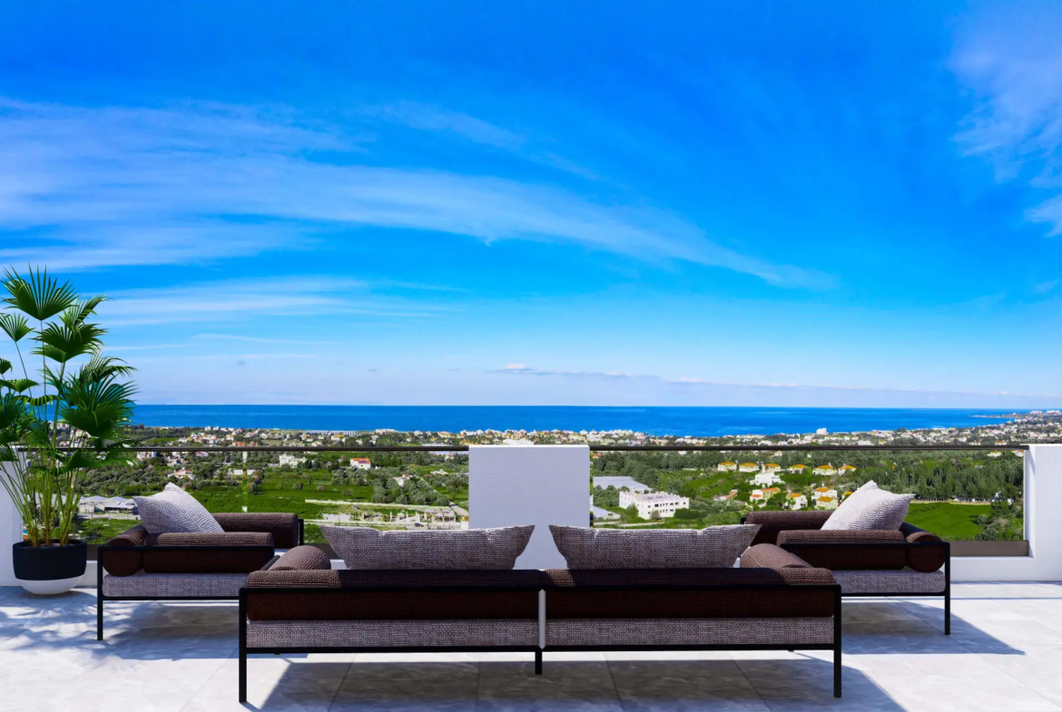6 Bedroom Triplex Villa with Infinity Pool for Sale in Lapta