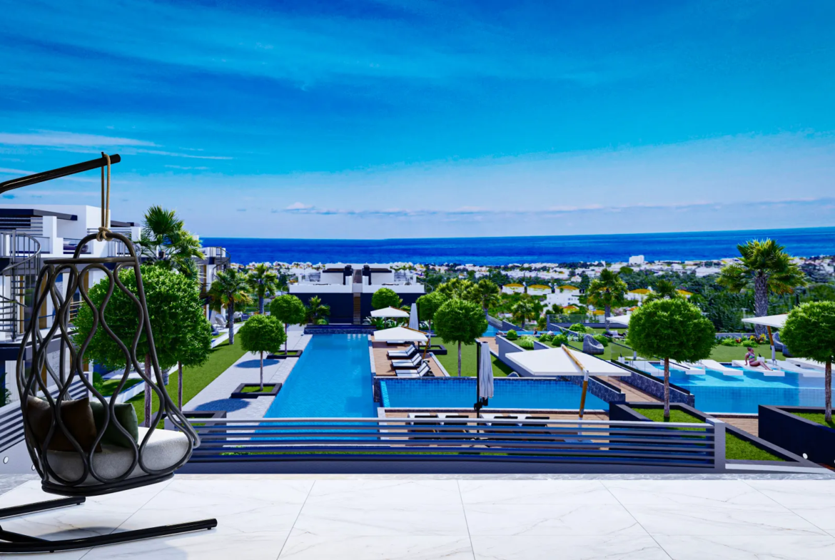 Apartment with Roof Terrace for Sale in Lapta