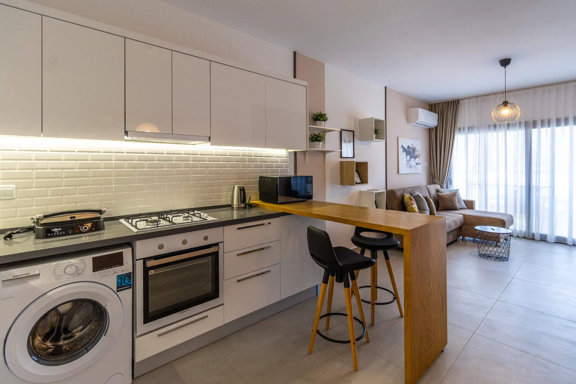 Furnished Studio Flat for Sale in Iskele Near the Beach