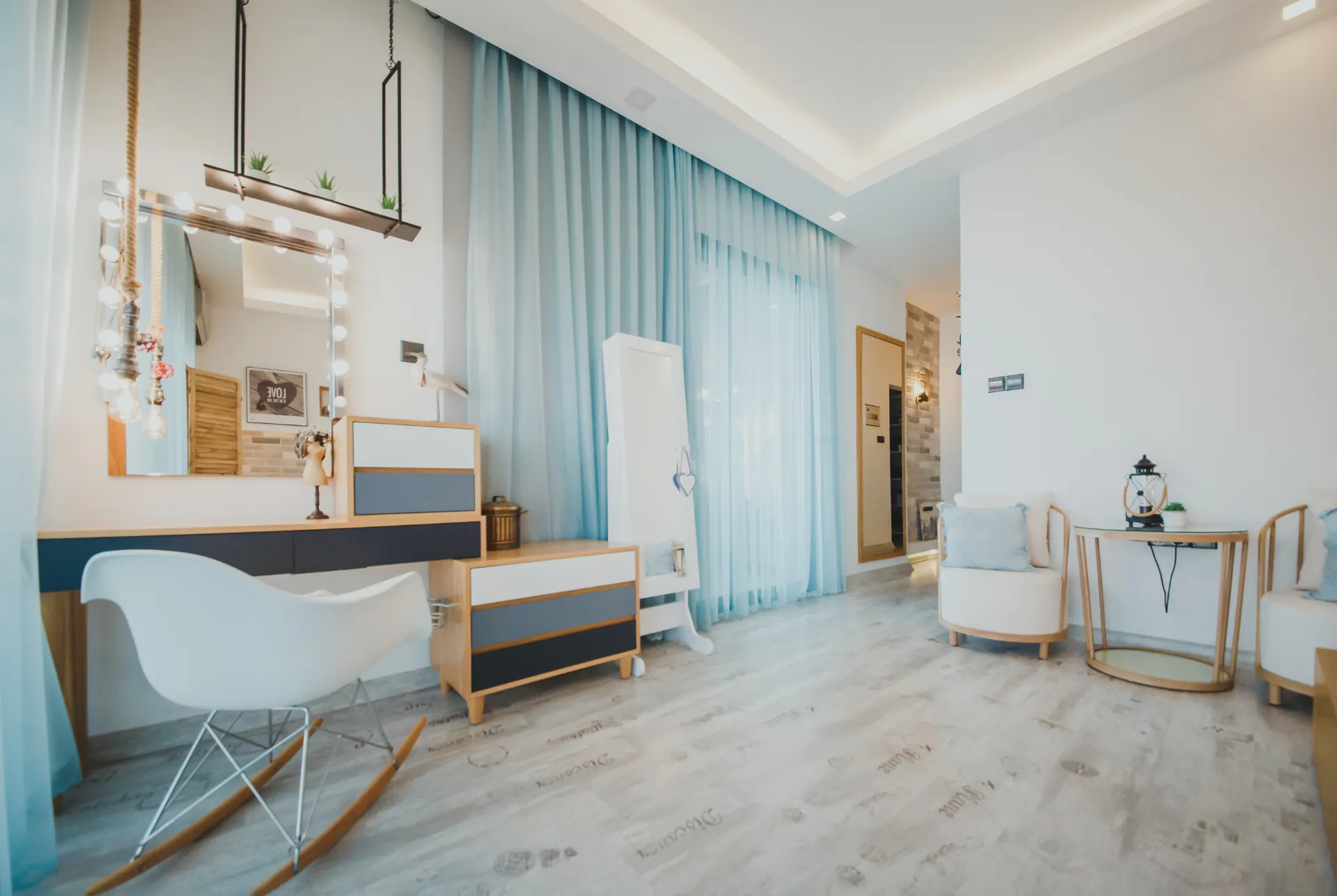 Ready Furnished Penthouse for Sale in Iskele North Cyprus Near the Sea